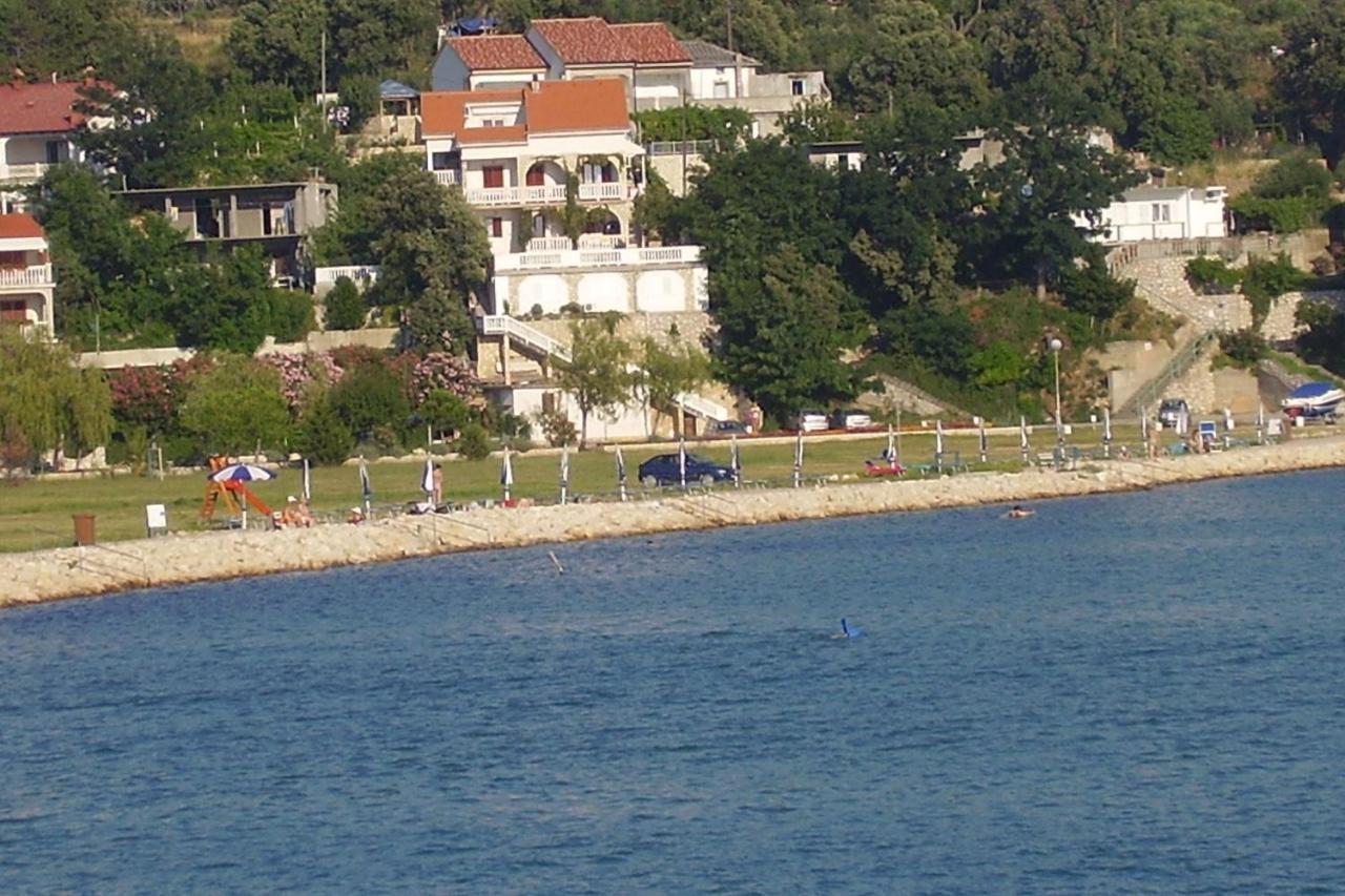 Apartments With A Parking Space Lopar, Rab - 14070 Dış mekan fotoğraf